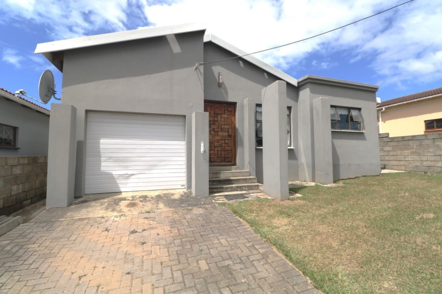 4 Bedroom Property for Sale in Haven Hills Eastern Cape